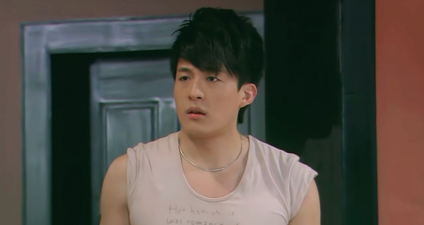 收視第2，沒想到，開年第一部“反內卷”大劇，竟是央視放出的