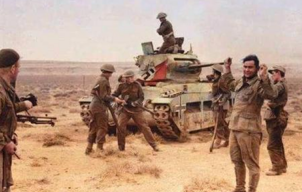 義大利坐擁百萬雄師，德國和其結盟，卻反而被拖入三線作戰的絕境