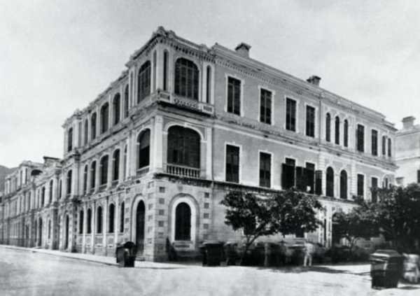 1988年蔣經國病逝，收到訊息後鄧小平嘆息：可惜，經國死得太早了