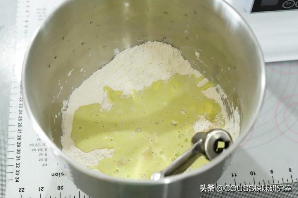 金燦燦的南瓜餐包,包你一口就愛上 金燦燦的南瓜餐包,包你一口就愛上