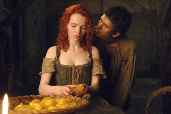 《香水》：謀殺少女製作香水？12瓶香水是12個少女的生命精華