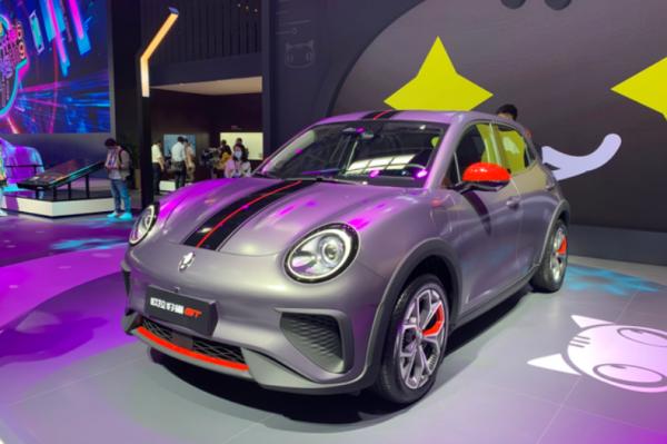 再試尤拉好貓：「油電之爭」的本質，其實更像手機與相機的競爭？