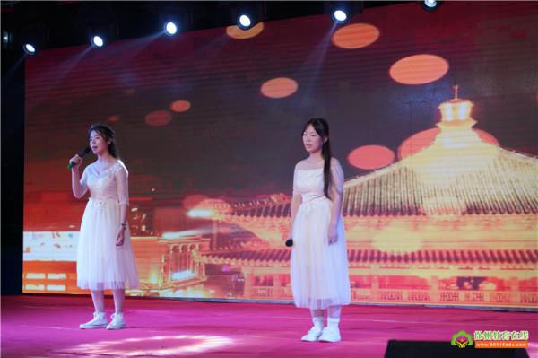 江蘇省大許高階中學2021年中秋國慶晚會圓滿舉行