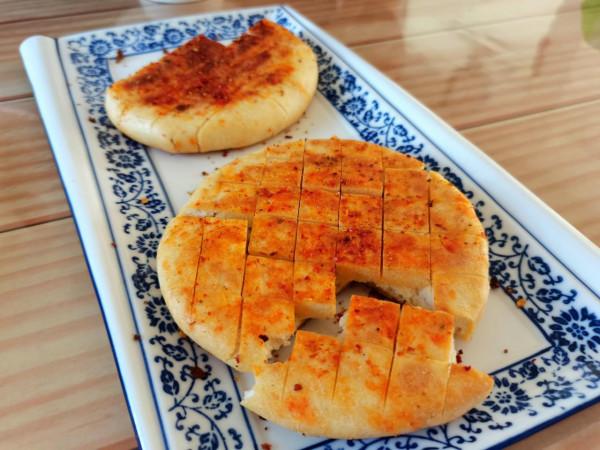 烙白餅有技巧，記住這個配方，出鍋面香味濃郁、又酥又軟又香