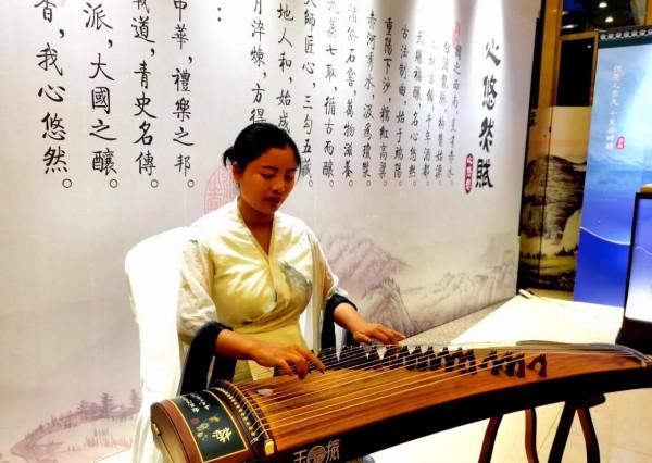 陝西安森曼窖藏赤霞珠乾紅葡萄酒獲法國國際葡萄酒大賽中國區金獎 陝西安森曼窖藏赤霞珠乾紅葡萄酒獲法國國際葡萄酒大賽中國區金獎