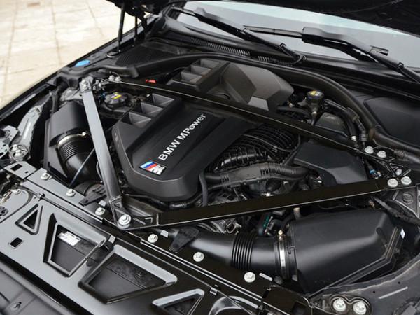 一身腱子肉的暴力駕駛機器 試駕寶馬M4雷霆版