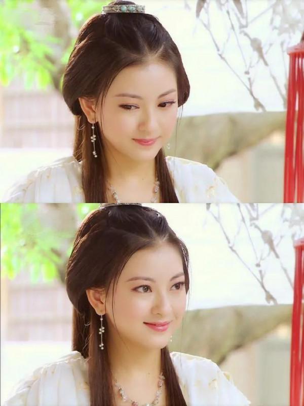 四位最經典的古典圓臉美女,古色古香,擁有最適合生活在古代的臉 四位最經典的古典圓臉美女,古色古香,擁有最適合生活在古代的臉