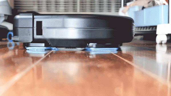 兩塊拖布，擦地更乾淨，體驗玻妞雷姬掃地機