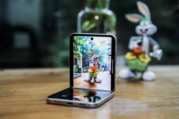 摺疊屏旗艦再升級 三星Galaxy Z Fold3|Flip3 5G登陸瀋陽