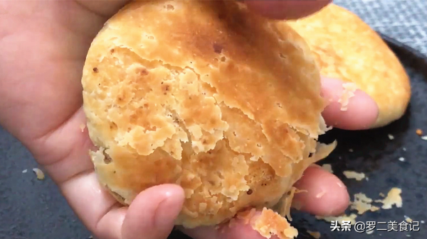 難怪早餐店的燒餅這麼好吃，做法配方告訴你，學會可以開店了