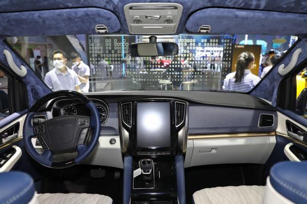 新車 | 匹配採埃孚8AT，東風風行M7 2.0T自動擋車型將於12月中旬上市