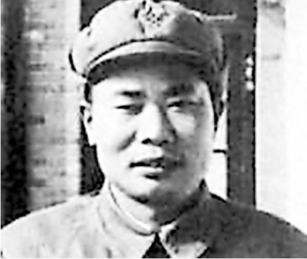 老紅軍闖中南海見毛主席要水泥不讓進，在紙條上寫外號，主席接見