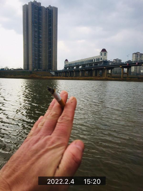 用老婆的菜籃子裝新年的第一&OpenCurlyDoubleQuote;金&rdquo;