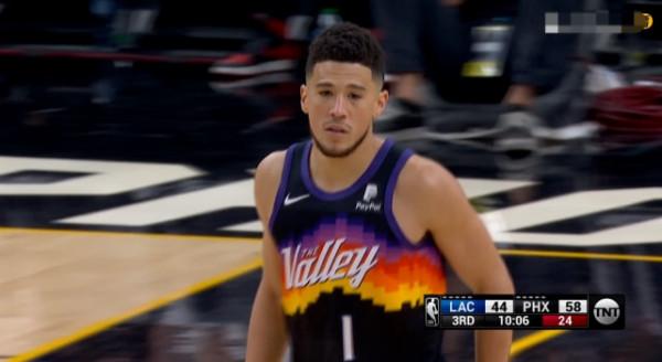 保羅三雙，獨居歷史第三，布克11分險丟勝利，快船慘敗卻獲好訊息