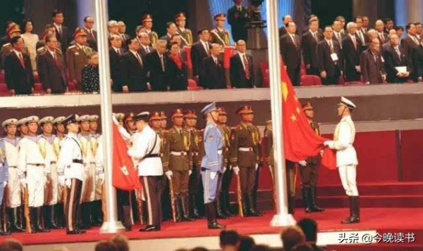 鄧小平提到接收香港方案:英軍如拖延,部隊開進香港,一錘子砸死 鄧小平提到接收香港方案:英軍如拖延,部隊開進香港,一錘子砸死