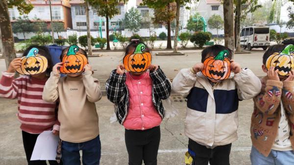 《萬聖魔法變身夜》