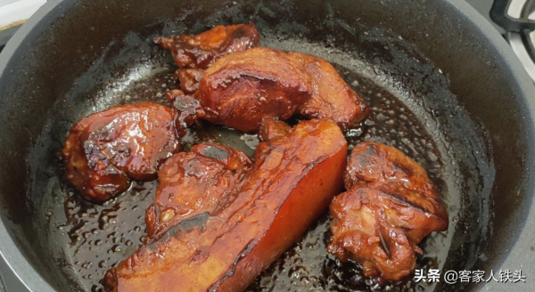 愛吃梅頭肉的收藏嘍,這一個做法廣東人百吃不膩,鹹香好吃又下飯 愛吃梅頭肉的收藏嘍,這一個做法廣東人百吃不膩,鹹香好吃又下飯