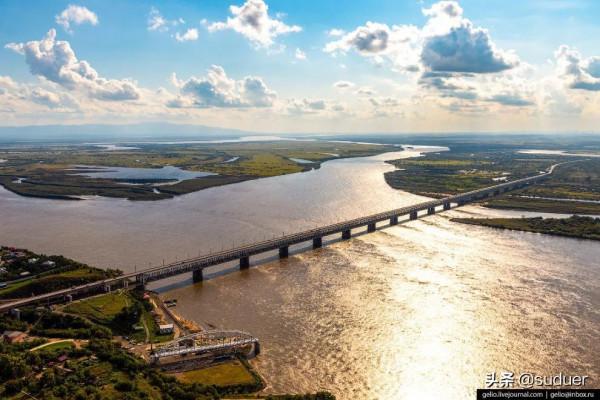 從博奇山脈到馬裡英斯克