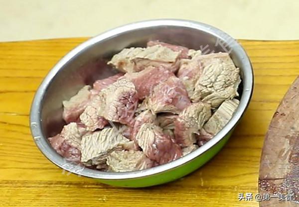 天冷想吃熱乎的,吃這4道懶人砂鍋菜,葷素搭配,驅寒又滋補 天冷想吃熱乎的,吃這4道懶人砂鍋菜,葷素搭配,驅寒又滋補