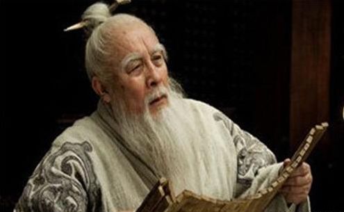 奇趣物理知識：有人能穿越時空嗎？歷史上這幾個人有點像