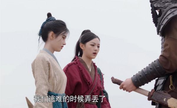 繼“綁架妝”“戴孝妝”之後，鞠婧禕的“難民妝”又讓我迷惑了