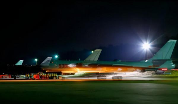 港媒傳來重大訊息:南部戰區演練夜間轟炸,釋放何種訊號? 港媒傳來重大訊息:南部戰區演練夜間轟炸,釋放何種訊號?