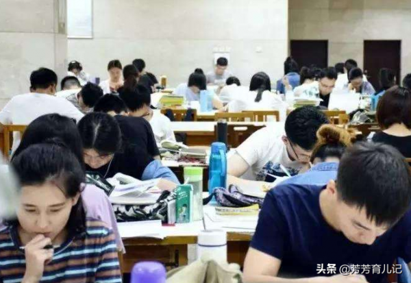 研究生迎來&OpenCurlyDoubleQuote;新訊息&rdquo;，學費或上漲6&period;3萬元，將在2022年正式實行