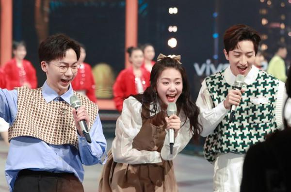 《你好星期六》21歲女主持火了!拿過冠軍還是學霸,長相酷似湯唯 《你好星期六》21歲女主持火了!拿過冠軍還是學霸,長相酷似湯唯