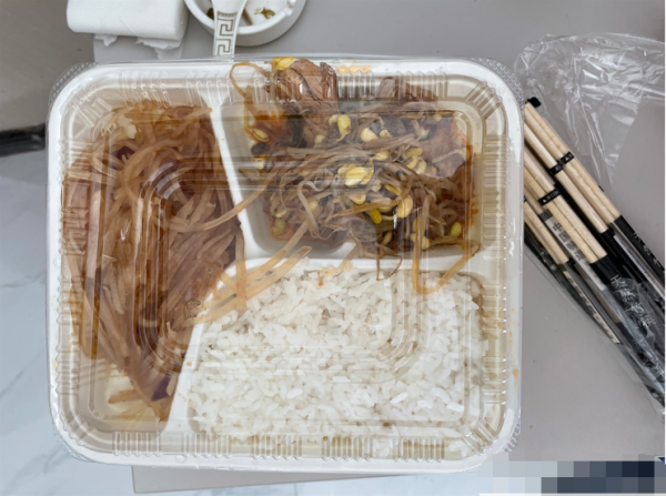 近萬名遊客因疫情滯留!這個高風險地區實際情況如何? 近萬名遊客因疫情滯留!這個高風險地區實際情況如何?