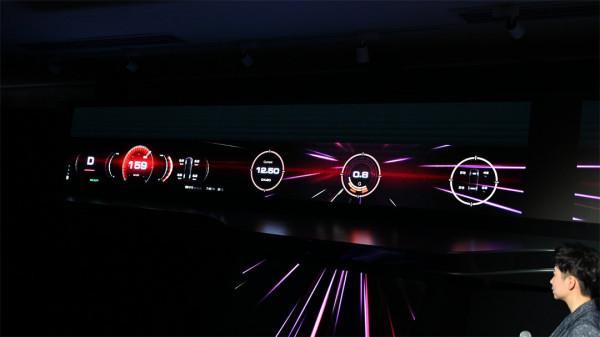 39英寸大螢幕+22個定製揚聲器 智己IMOS系統搶先體驗 39英寸大螢幕+22個定製揚聲器 智己IMOS系統搶先體驗