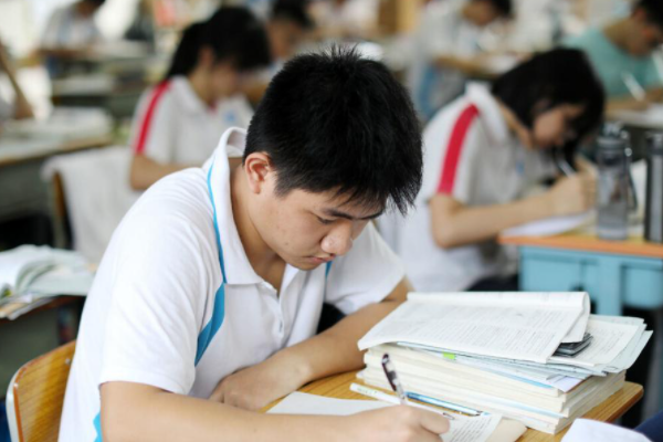 春節假期或將延長15天？學生歡喜家長愁，官方給出準確回應