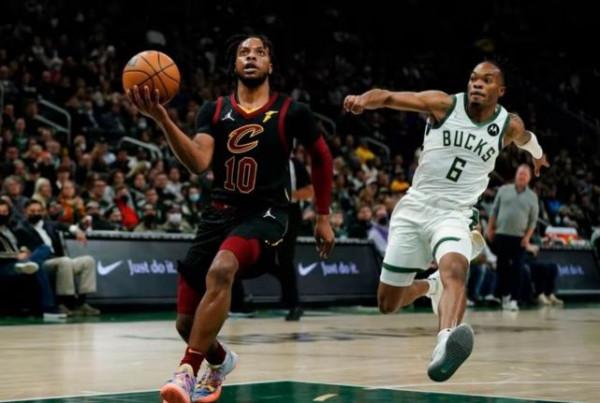 NBA積分榜更新，勇士丟榜首，東部最大黑馬出爐，雄鹿跌至第四