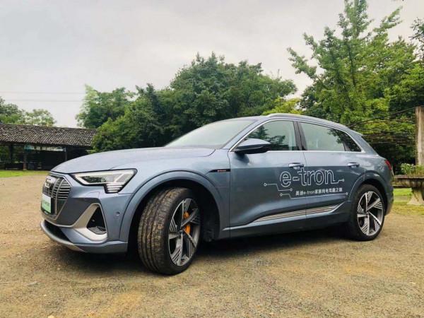 旗艦的豪華舒適 試駕奧迪e-tron純電家族