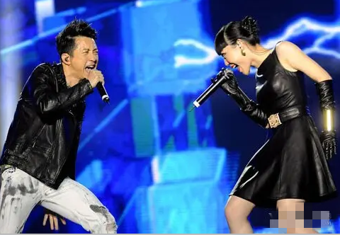 吳莫愁：憑《好聲音》爆紅，如今“失業”，她是資本的犧牲品嘛？