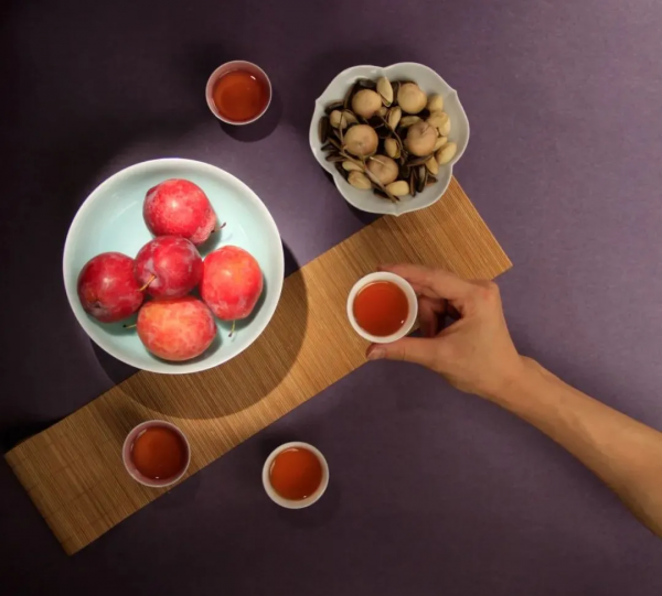 茶食日記 | 喝茶為什麼會越喝越餓？你應該學著怎麼搭配茶點了