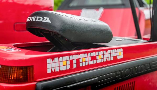 NSX改拖車,這兄弟是怎麼想的? NSX改拖車,這兄弟是怎麼想的?