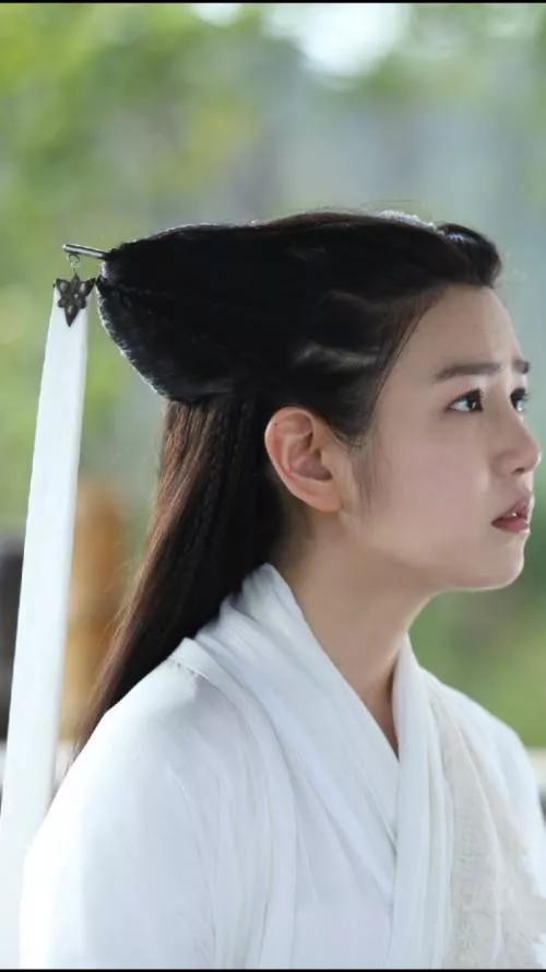 最美小龍女陳妍希，典型的嬰兒肥包子臉