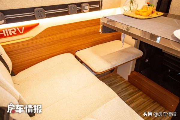 新款國產房車設計牛！5種充電模式1小時就充滿，廁所秒變大淋浴間