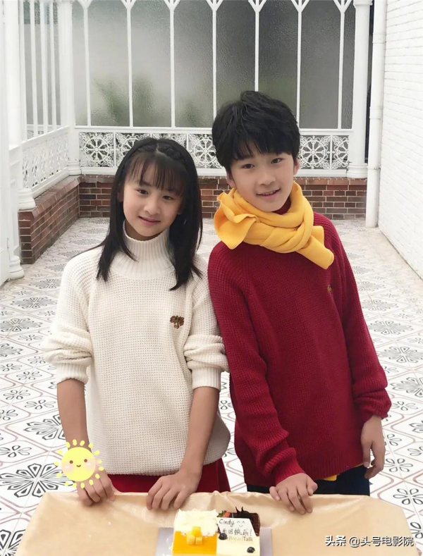 12歲kimi身高快超林志穎！爸爸萌娃變身：石頭超180，王詩齡壯碩