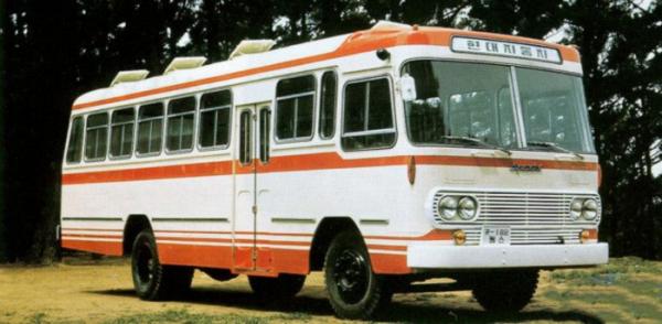 「韓系動向418」現代汽車起步時，還生產過福特的汽車？