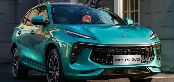 東風風光580全新換代都完全認不出來了，顏值排進第一梯隊