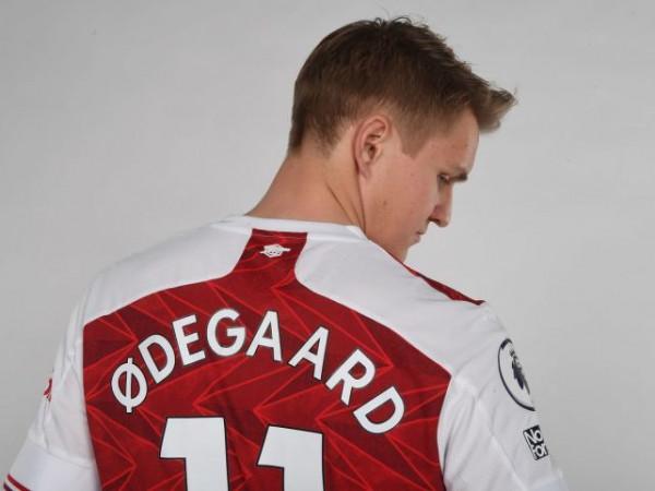 意甲強隊關注拉卡澤特的動向，厄德高可以學習巴拉克的踢球方式