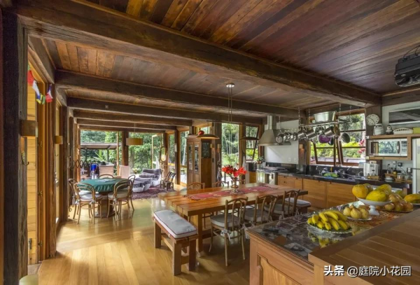 等有錢了,一定要回家鄉蓋這樣一座有歸屬感的房子 等有錢了,一定要回家鄉蓋這樣一座有歸屬感的房子