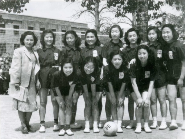 1910-2010中國校服有哪些？網友：我看到我小時候的樣子了