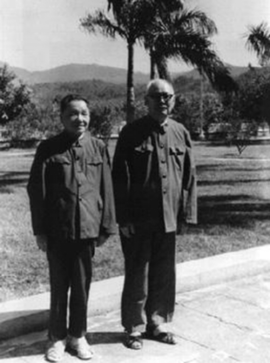 1975年周恩來病重，鄧小平主持工作，毛主席：葉帥提議的，我贊成