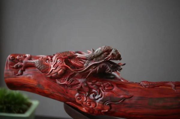 大木之上，金龍盤亙！好漂亮的手工木雕設計