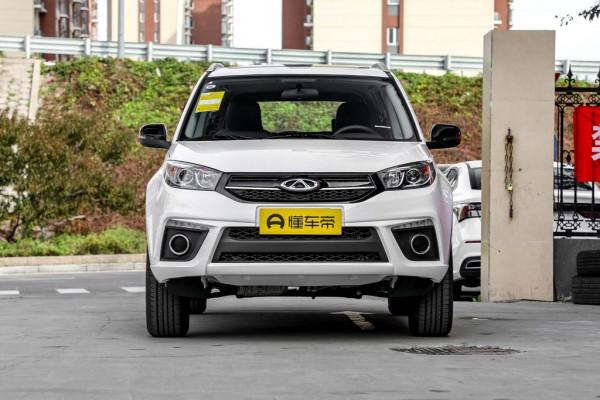 瑞虎3：5門5座SUV，搭載1.5L+5MT動力，外觀帥氣，適合家用