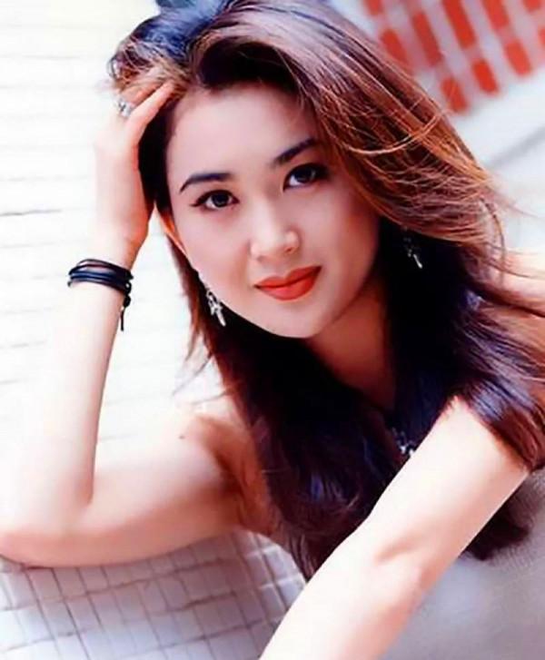 “頂級美人”的尷尬現狀：大多不願自然老去，一個比一個臉僵