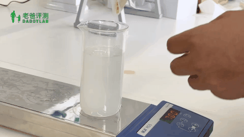 真人實測17款洗髮水,從29.9元到400元的,這次都測全了 真人實測17款洗髮水,從29.9元到400元的,這次都測全了