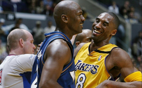 實力強橫如科比,為什麼只拿了一個常規賽MVP,而且還極具爭議? 實力強橫如科比,為什麼只拿了一個常規賽MVP,而且還極具爭議?